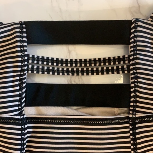 Lululemon Bra Tank, size 6 - Picture 3 of 5